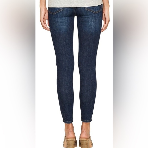 Free People classic Blue Distressed Women's skinny Jeans - Picture 4 of 9